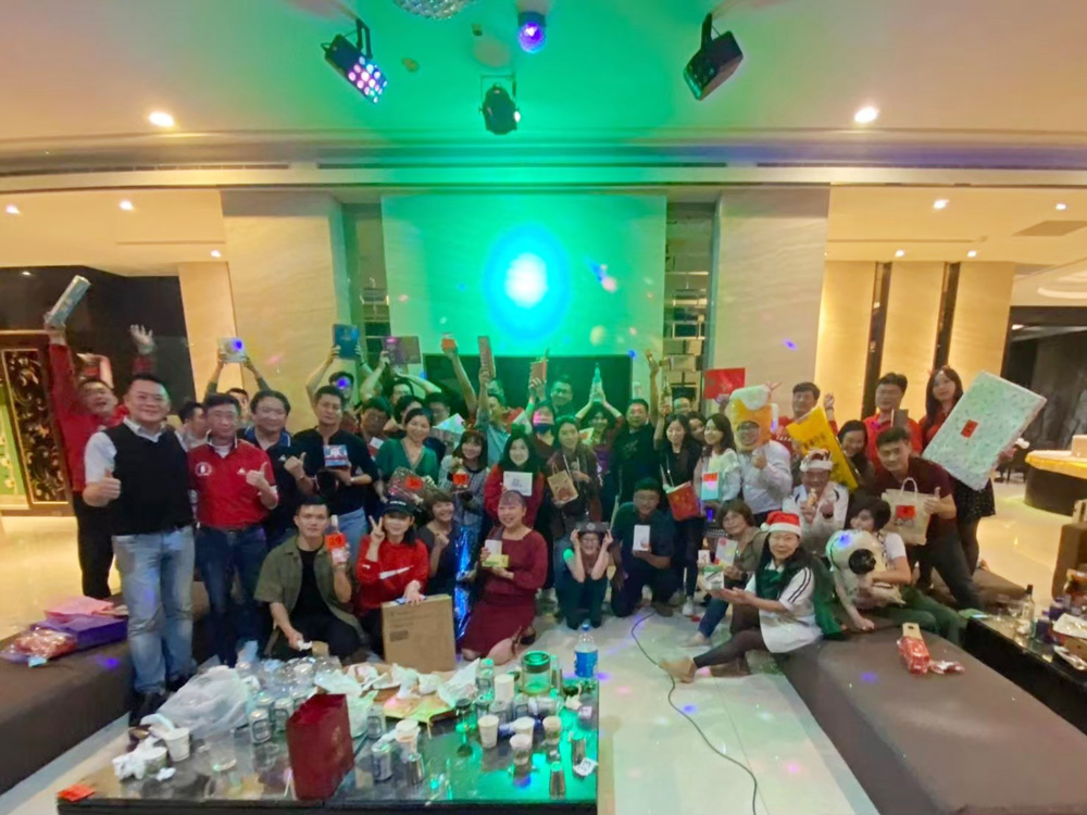 新創x電商 聯合聖誕趴